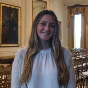 Meet your Posher, Emma